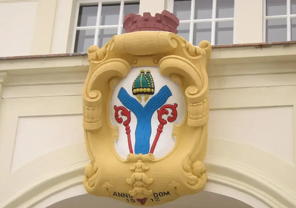 Historia najstarszej kamienicy w Karlinie – dlaczego warto o nią zadbać