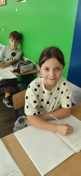 Międzynarodowy Dzień Kropki w szkole – święto kreatywności i talentów